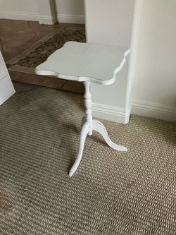 Antique small white table