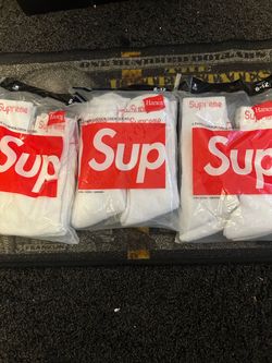 3 packs of supreme socks