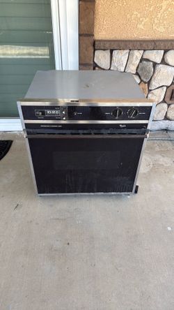 Whirlpool oven 28”