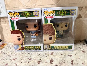 Wicked Dorothy and Scarecrow Funko Pop