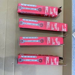 5 In 1 Linesman Wrench 