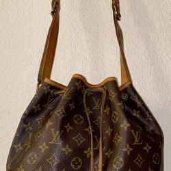 Authentic Louis Vuitton Petite Noe handbag