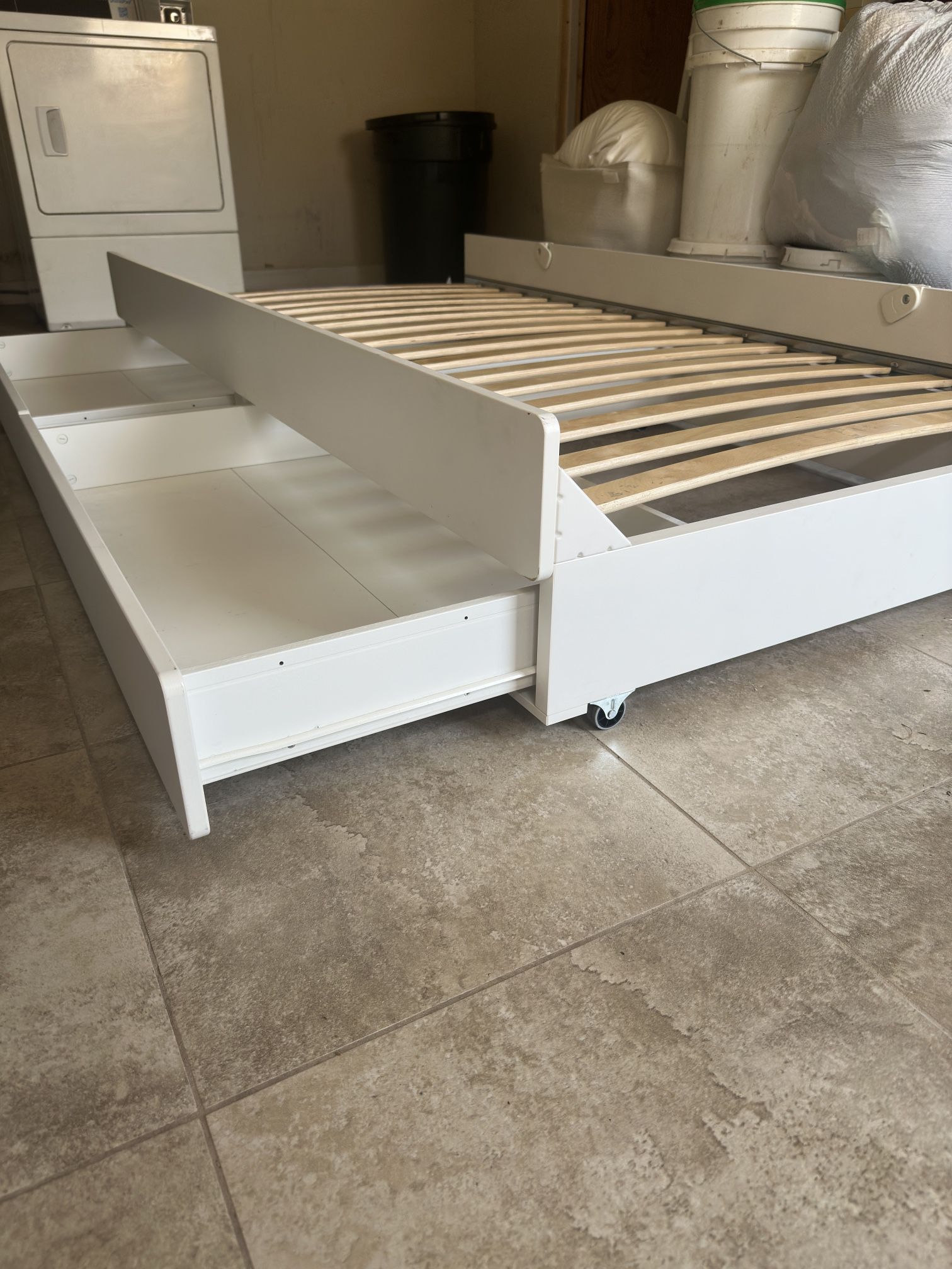 IKEA Slakt pull Out Bed Trundle 