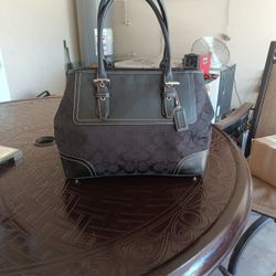 Nice Coach Bag
