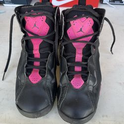 Air Jordan Kids (7Y) Black/Pink