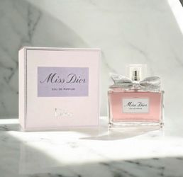 Miss Dior Eau de Parfum with Box