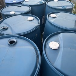 55 gallon Plastic Drums Closed  top $20 each