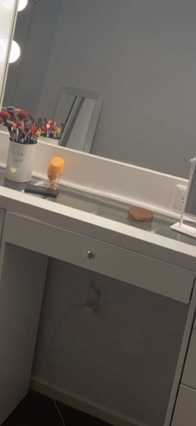 Makeup Vanity