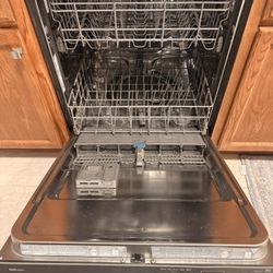 Dishwasher-Whirlpool Gold Series-Ultra Quiet