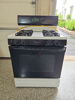 GE Stove