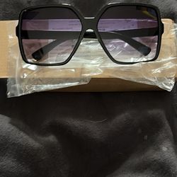 Brand New Fashion Sun Glasses
