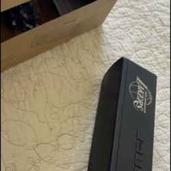 NEW LAKERS Martin LED Wireless Sound Bar Speaker