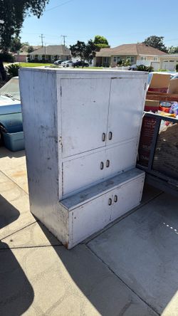 Hardwood cabinet (Heavy-duty)