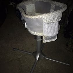 Like New Baby Swivel Bassinet With Music Lights Vibration Mattress Clothing Etc. Everything Goes For $100