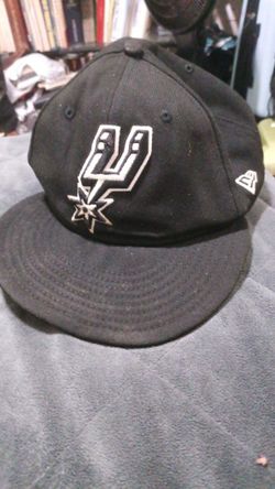 Spur's cap