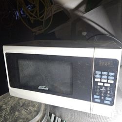 Sunbeam Microwive In Good Conditons