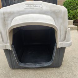 Dog House