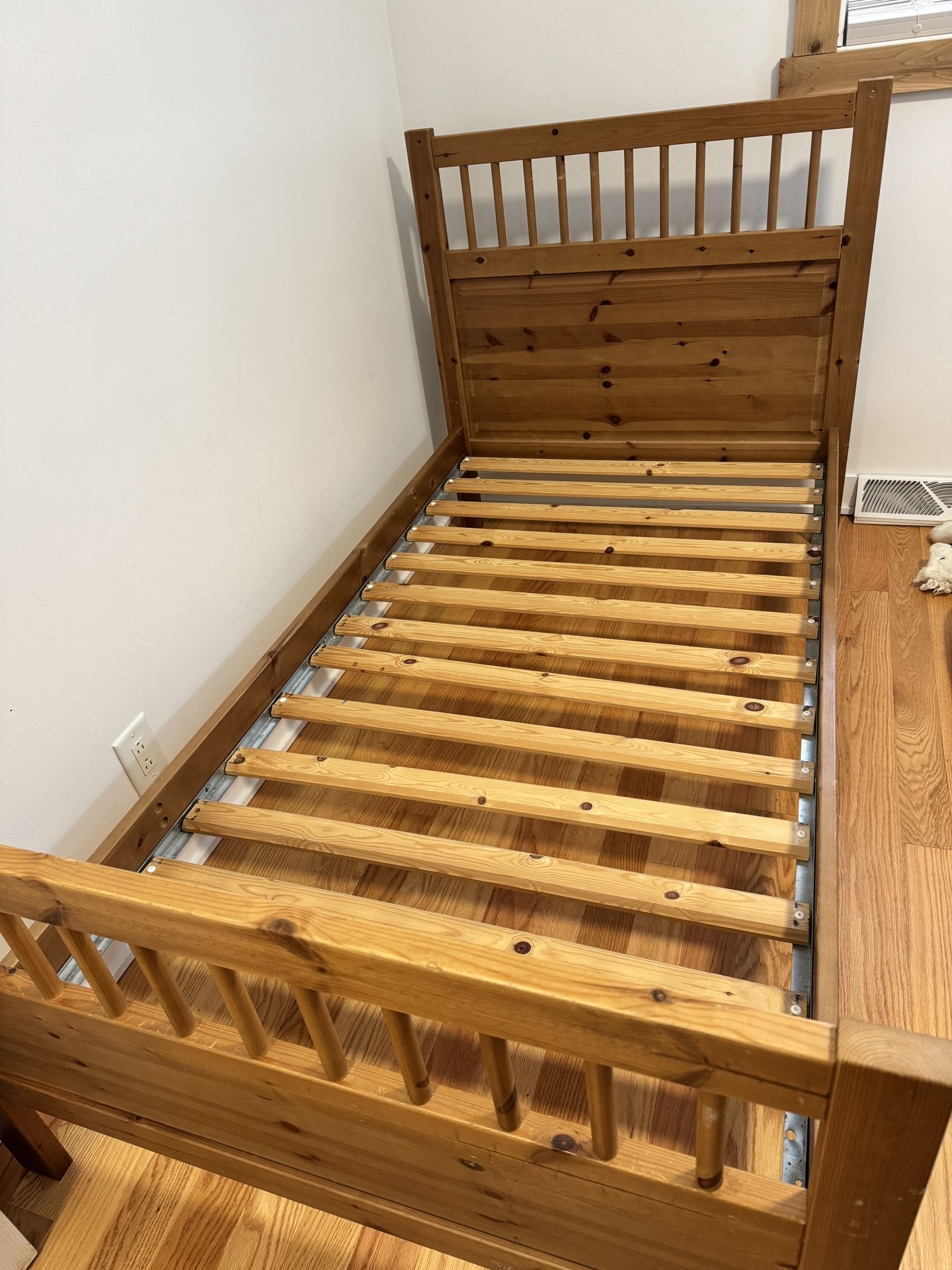 Twin Bed Frame With Mattress