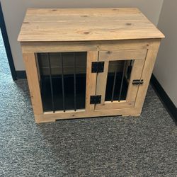 DOG KENNEL CUSTOM MADE 31.5L 25 H 21 W