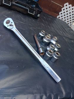 Craftsman 1 inch ratchet wrench and sockets