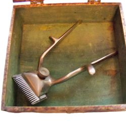 Corona Hair Clipper With Wooden Box