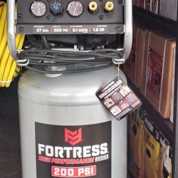 AIR COMPRESSOR NUEVA FUNCIONANDO PERFECTAMENTE EN VENTA $299