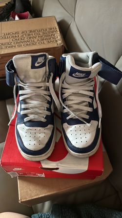 Nike Boys Tennis Shoes
