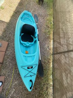 Kayak with soft roof rack
