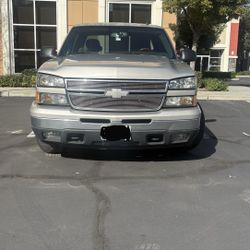 06 Chevy Silverado 