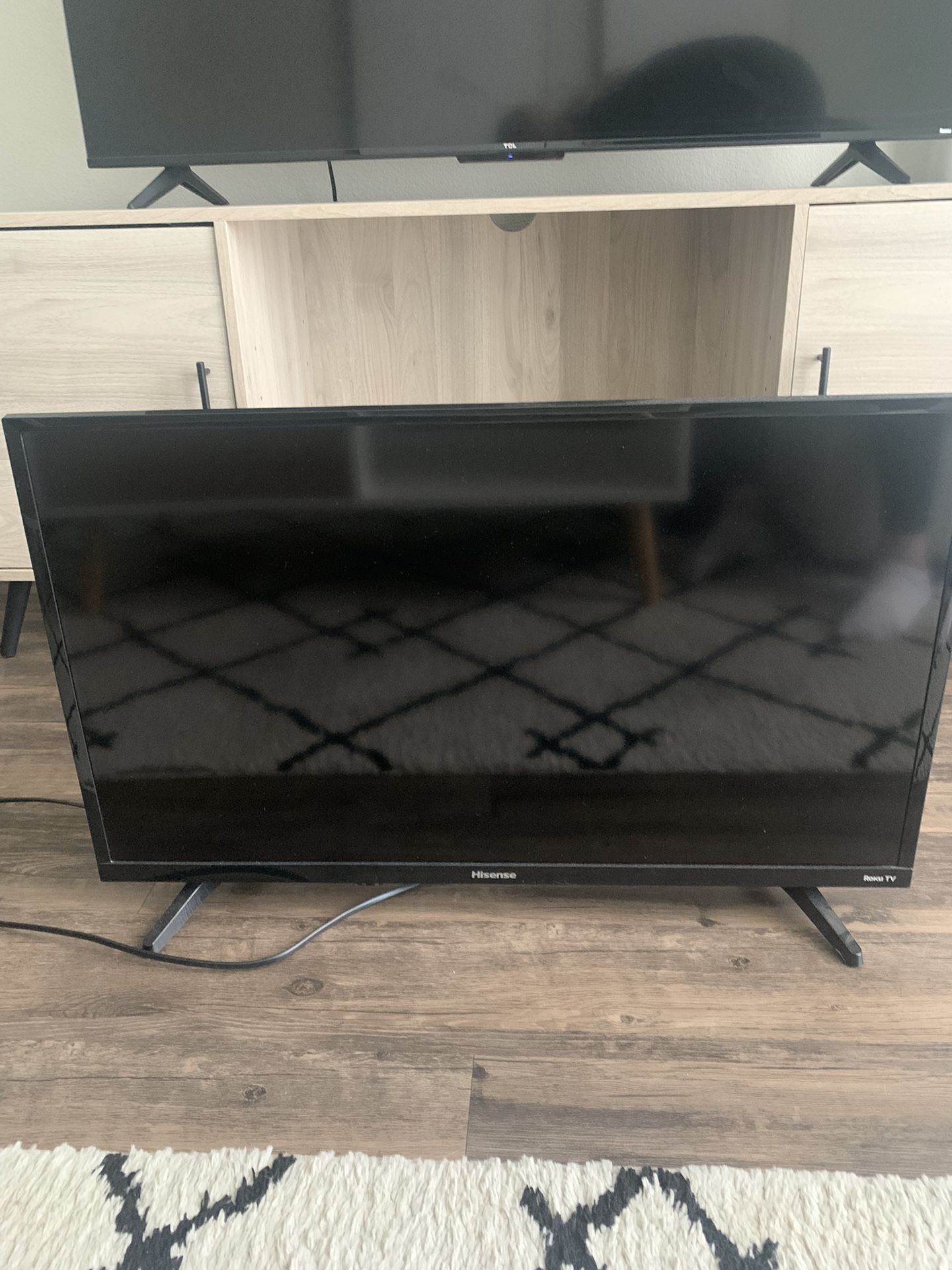 Hisense 32 Inch Roku Tv With Remote 