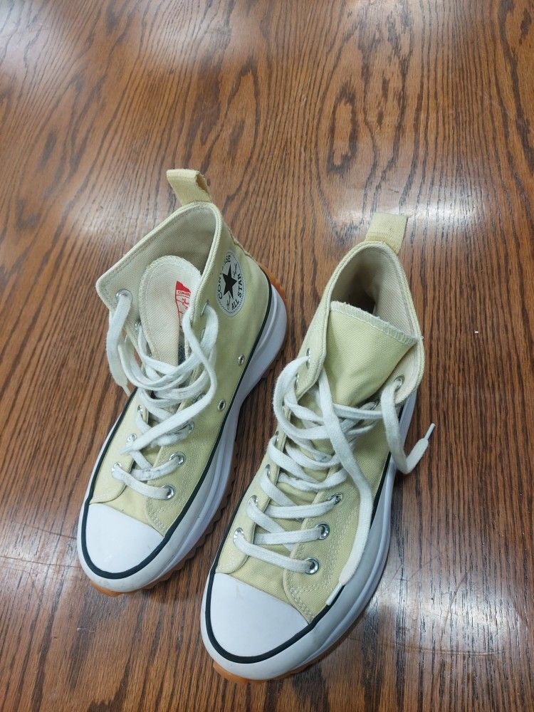 Converse All Star  Sneakers Shoes Men's Size 6 Women's Size 7.5