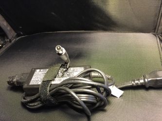 HP laptop adapter