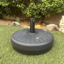 48.5LBS water filled umbrella base stand color: black