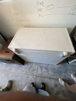 Deep freezer