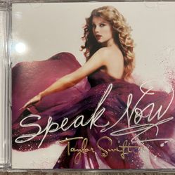 Taylor Swift  “Speak Now” CD 💿 