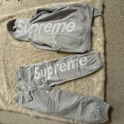 Supreme Sweatsuit
