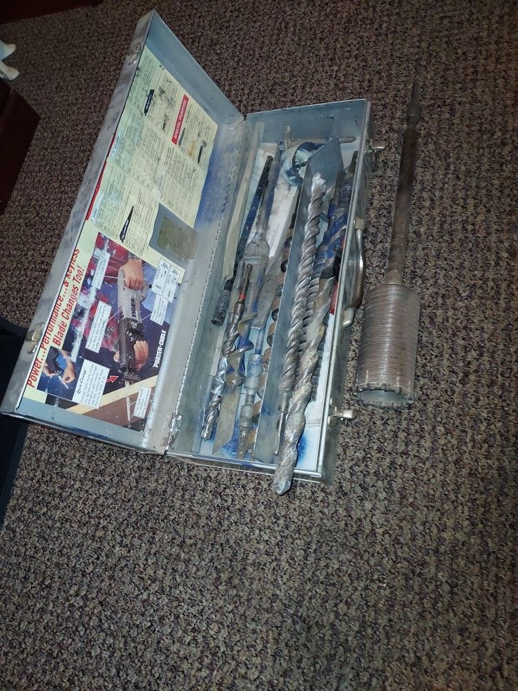 Tool Box Full Of Big Drill Bits Everything For Only 30$