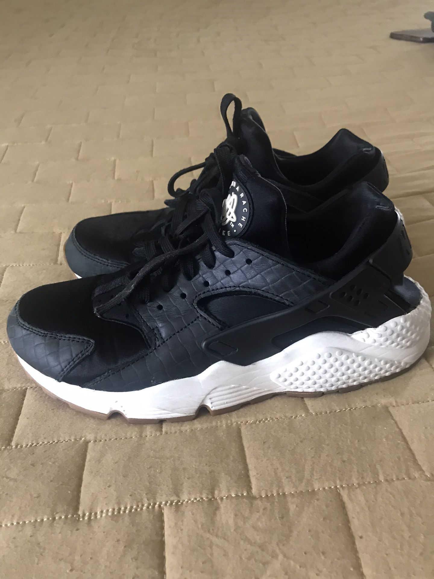 All white huaraches tumblr sales