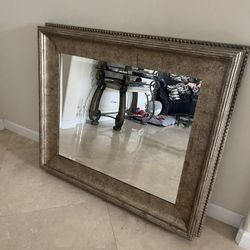 Decorative Mirror 40” x 34” - LIGHT WEIGH - LIKE NEW 