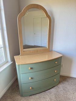 Dresser with Mirror 