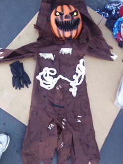 Costume