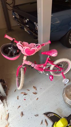 Huffy Princess bike with helmet