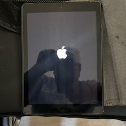 Apple iPad Air  + with case