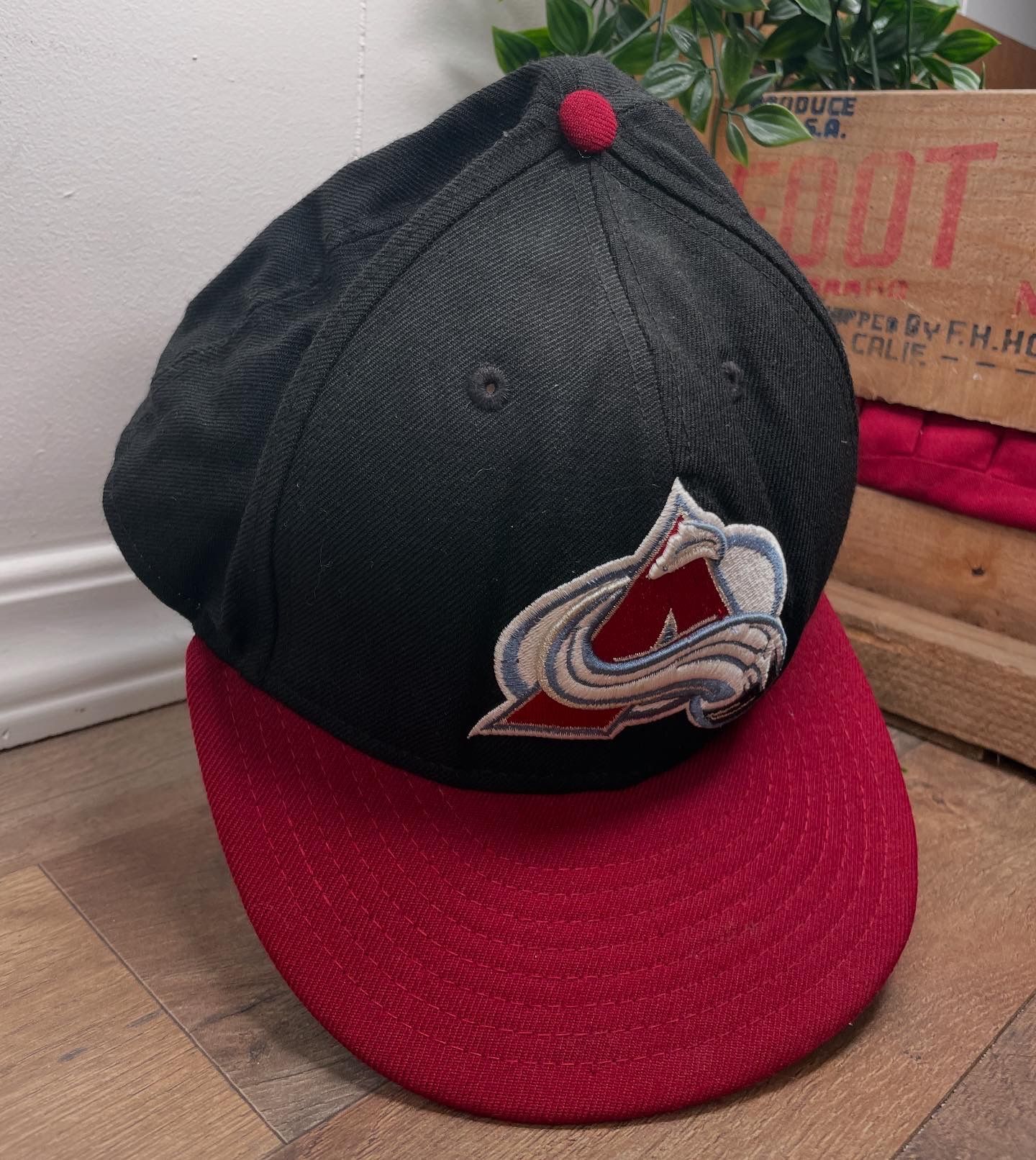 New Era 9Fifty NHL Calgary Flames Snapback Hat Black Red – Wool – Vintage Style