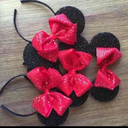 Minnie Mouse theme ears