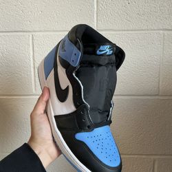 Air Jordan’s 1 UNC TOE