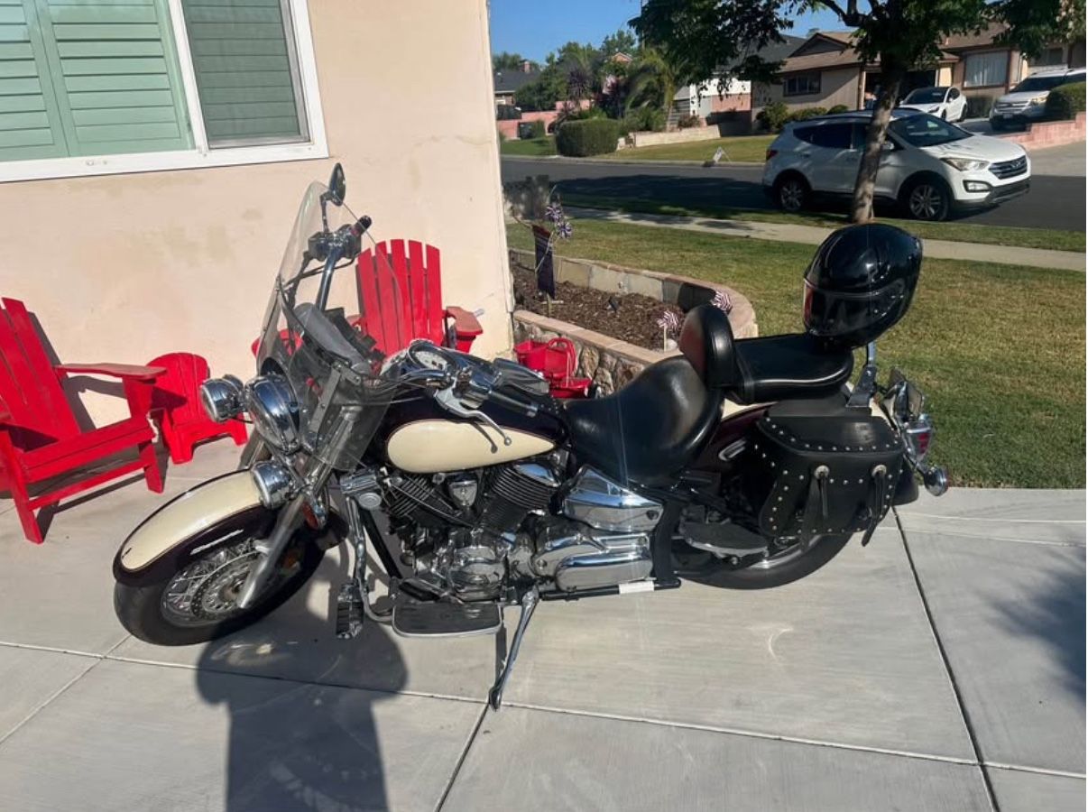 Yamaha V Star (2001)