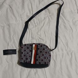 Tommy Hilfigure Purse