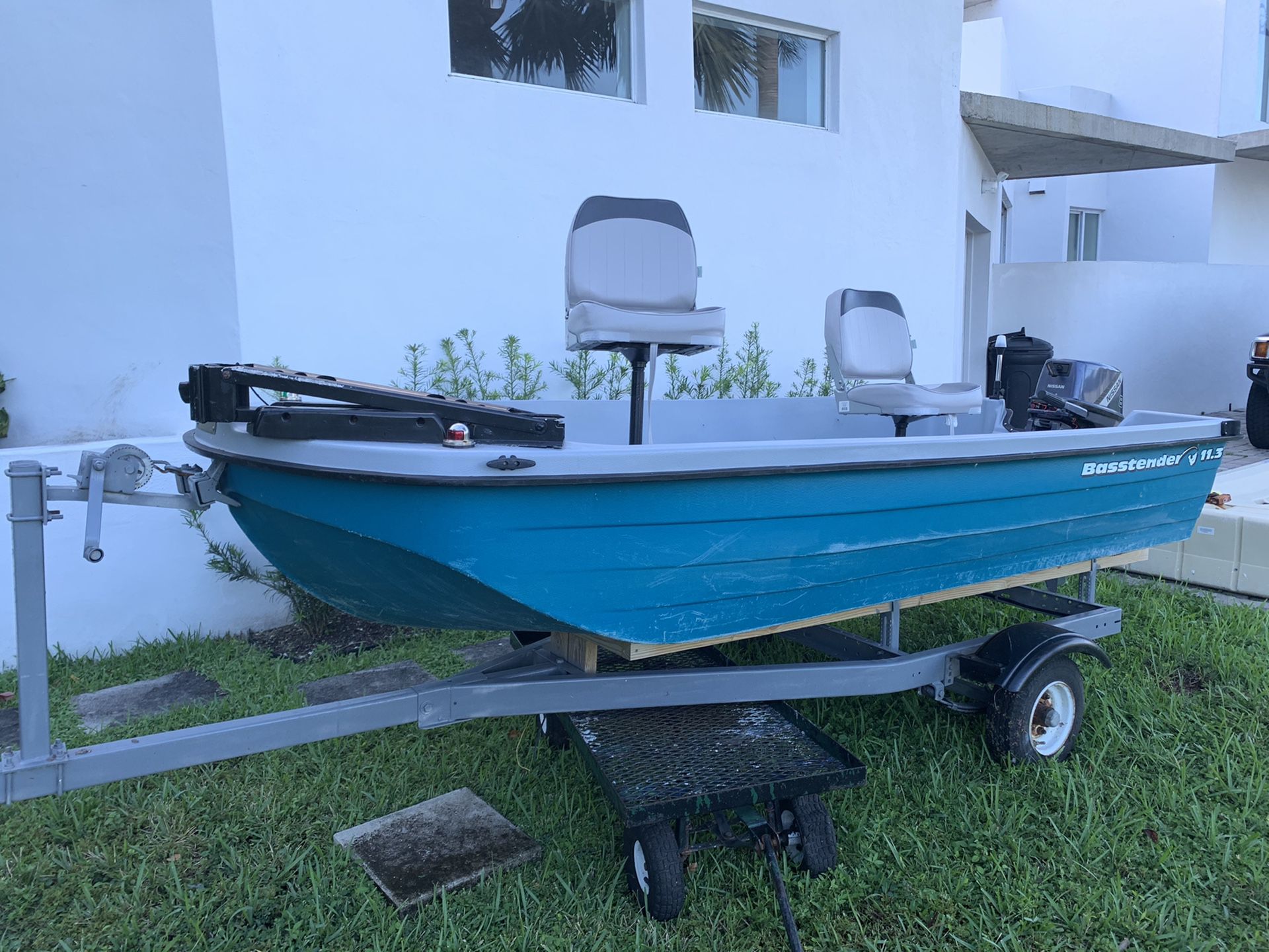 Amazing Bass Boat Comes With Everything