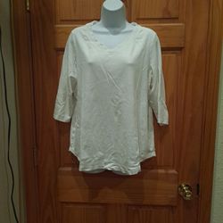 2xl v-neck 